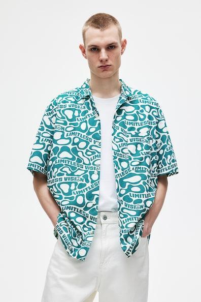 Loose Fit Patterned Resort Shirt Product Image