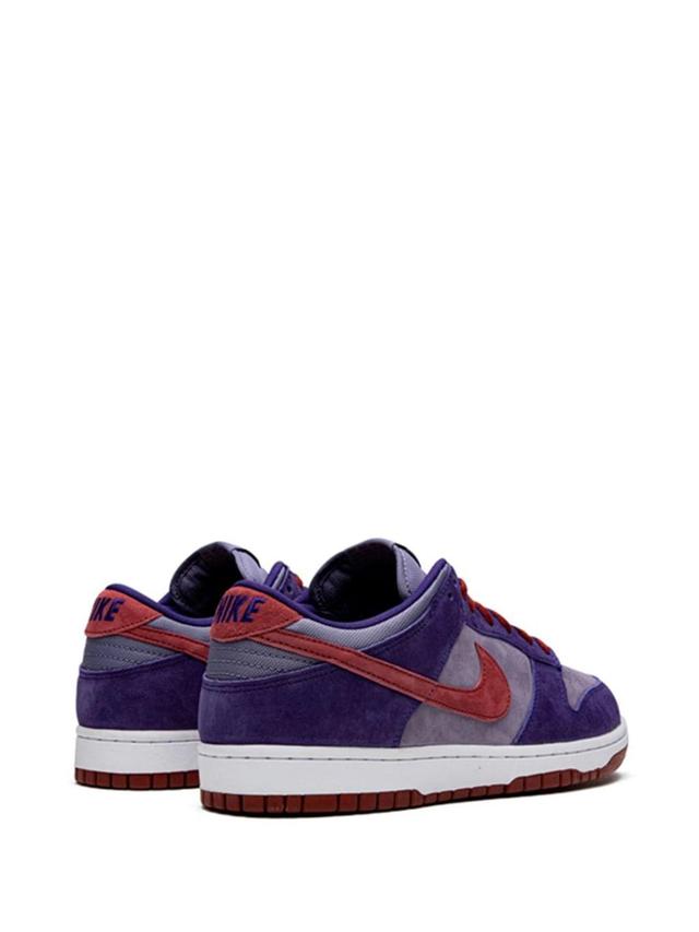 Dunk Low Retro Sneakers In Multicolor Product Image