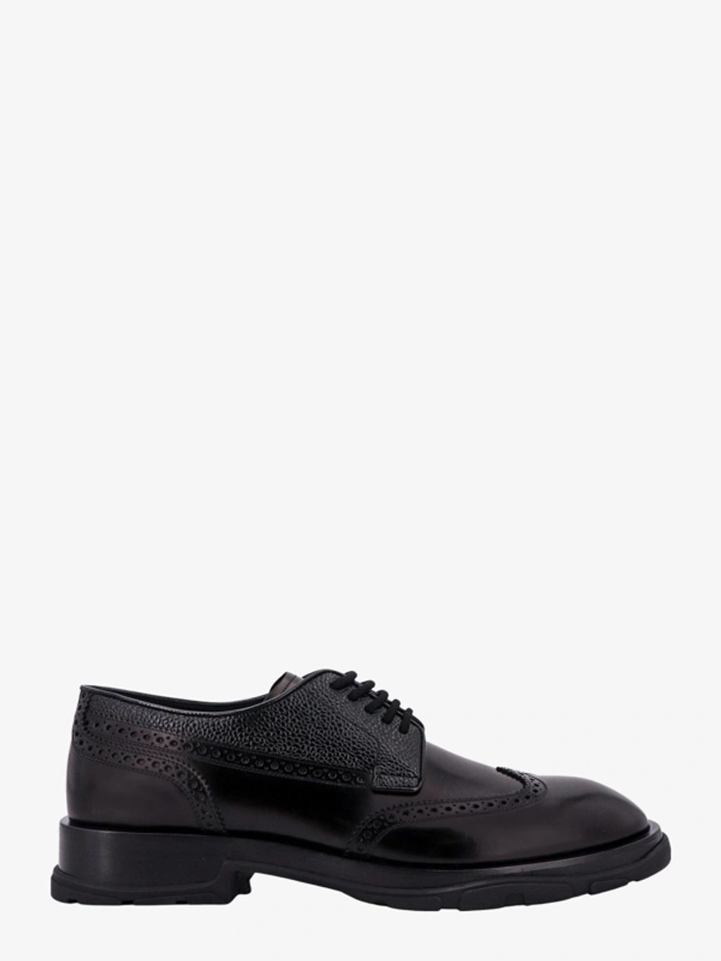 Lace Up Shoes In Black product image