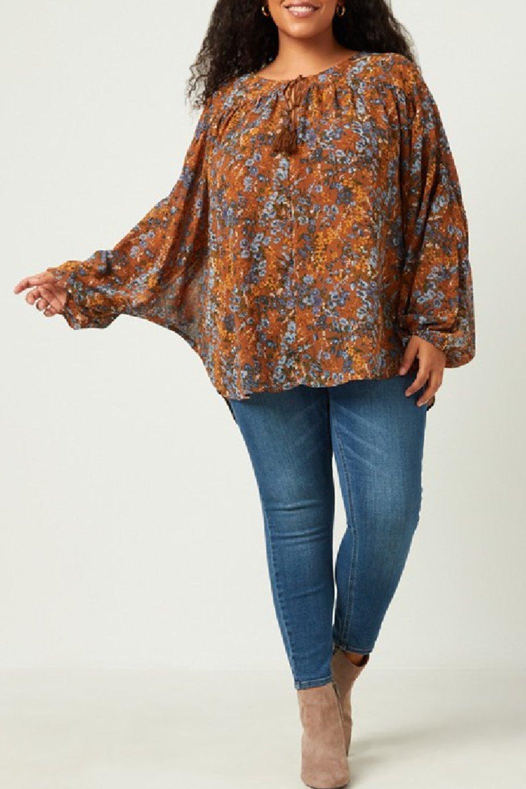 Rosie Top Curvy Female Product Image