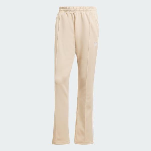 Adicolor 70s Track Pants Product Image