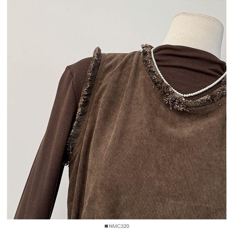 Set: Mock-Neck Tee + Frayed Vest + A-Line Skirt + Belt Product Image