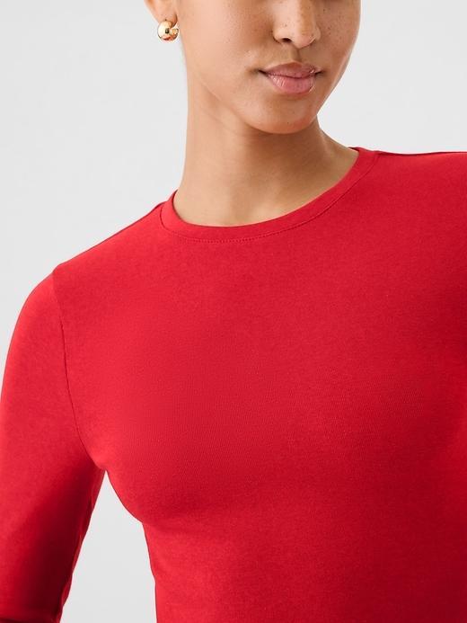 Modern Cropped T-Shirt Product Image