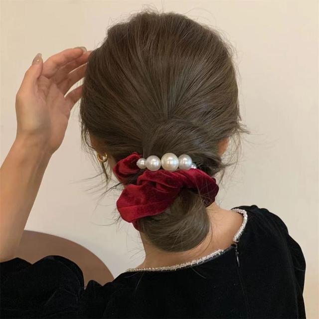 Faux Pearl Velvet Scrunchie Product Image