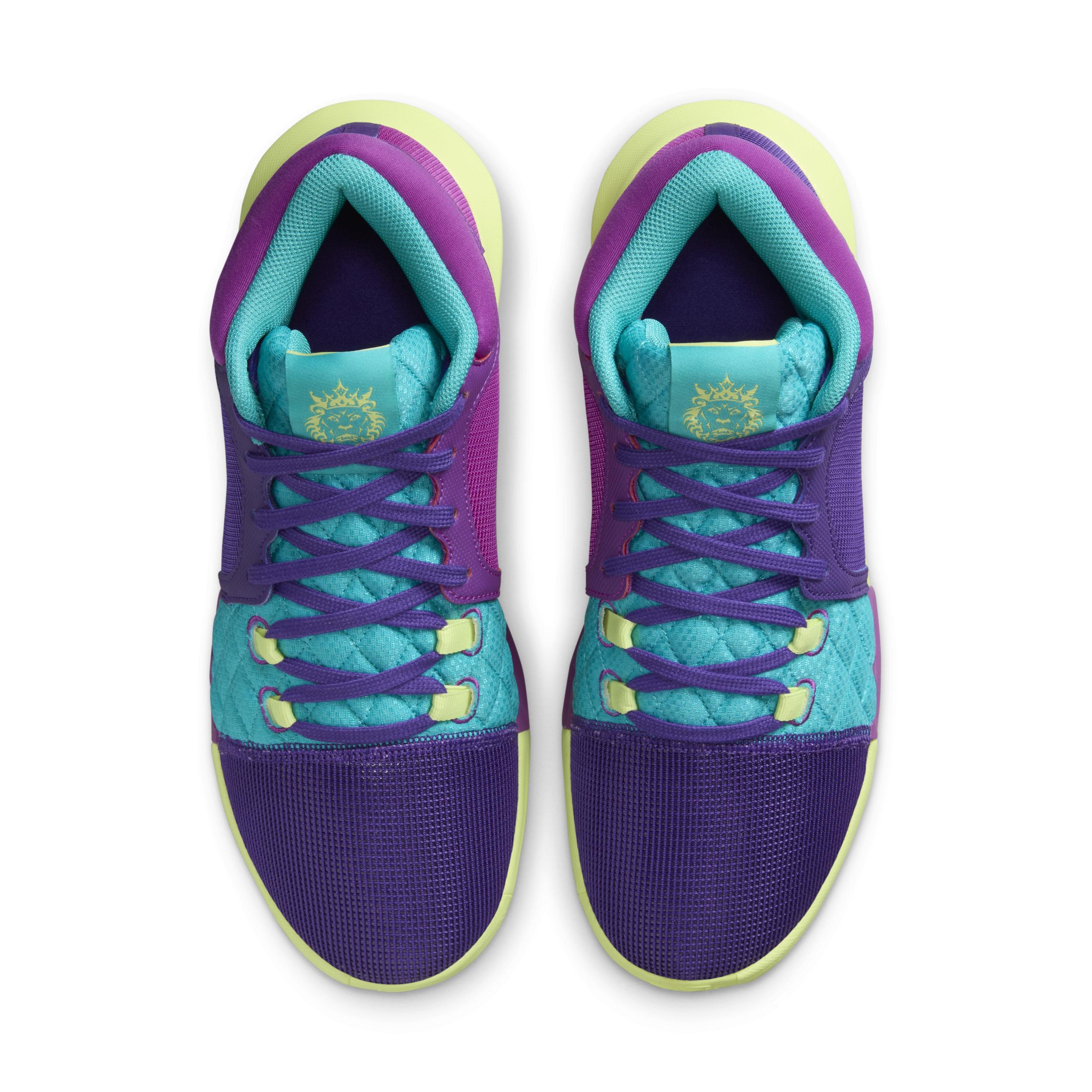 Nike Men's LeBron Witness 8 Basketball Shoes Product Image