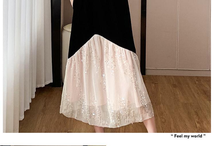 Long-Sleeve Crewneck Velvet Midi A-Line Dress Product Image