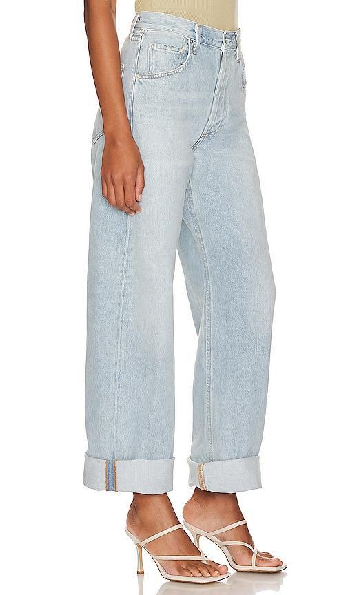 Citizens of Humanity Ayla Baggy Cuffed Crop in Freshwater - Blue. Size 31 (also in ). Product Image