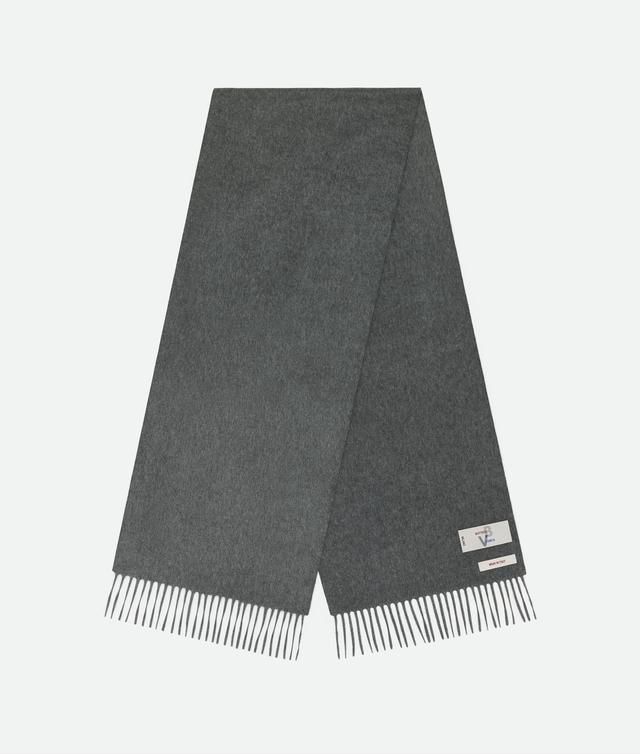 Women's Cashmere Scarf in Mid grey Product Image