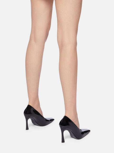 ''Juno'' black pump Product Image