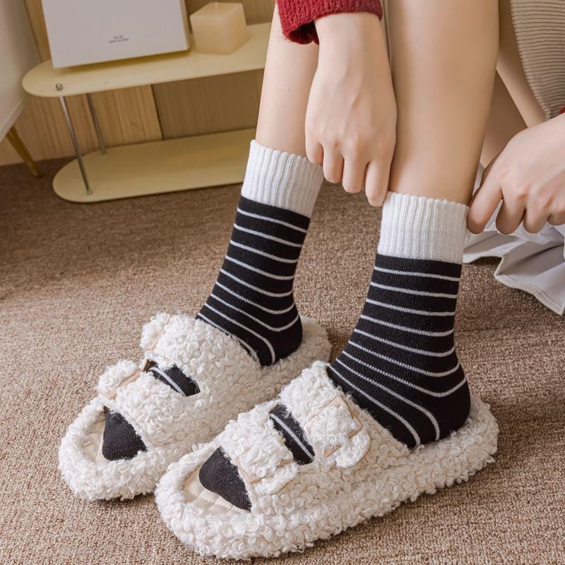 Striped Short Socks Product Image