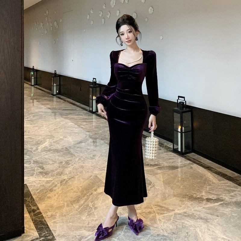 Long Sleeve V-Neck Plain Velvet Ruched Maxi Bodycon Dress Product Image