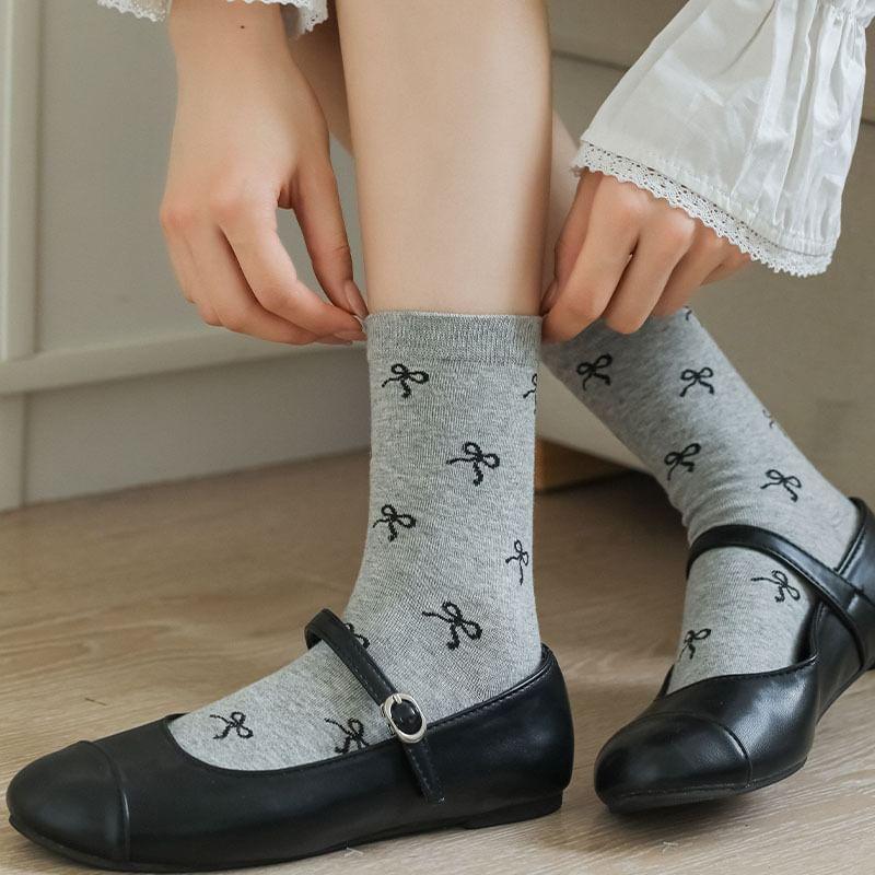 Bow Patterned Socks Product Image