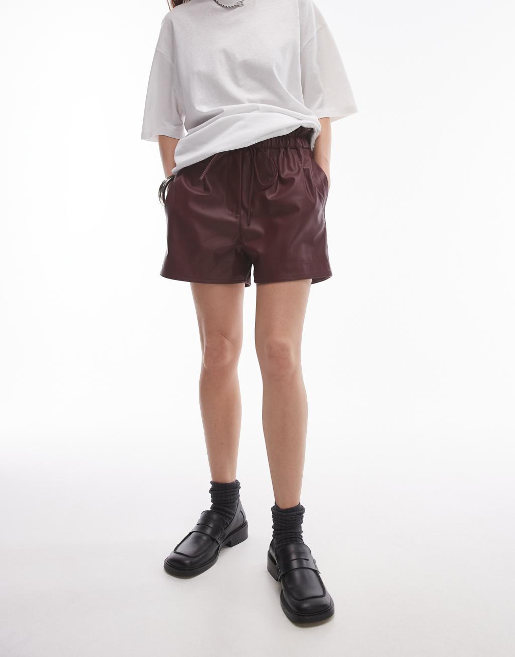 Topshop faux leather paperbag shorts in burgundy Product Image