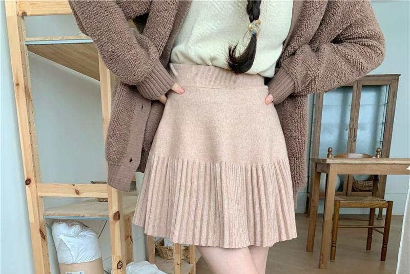 High Waist Plain Pleated Knit Mini A-Line Skirt product image