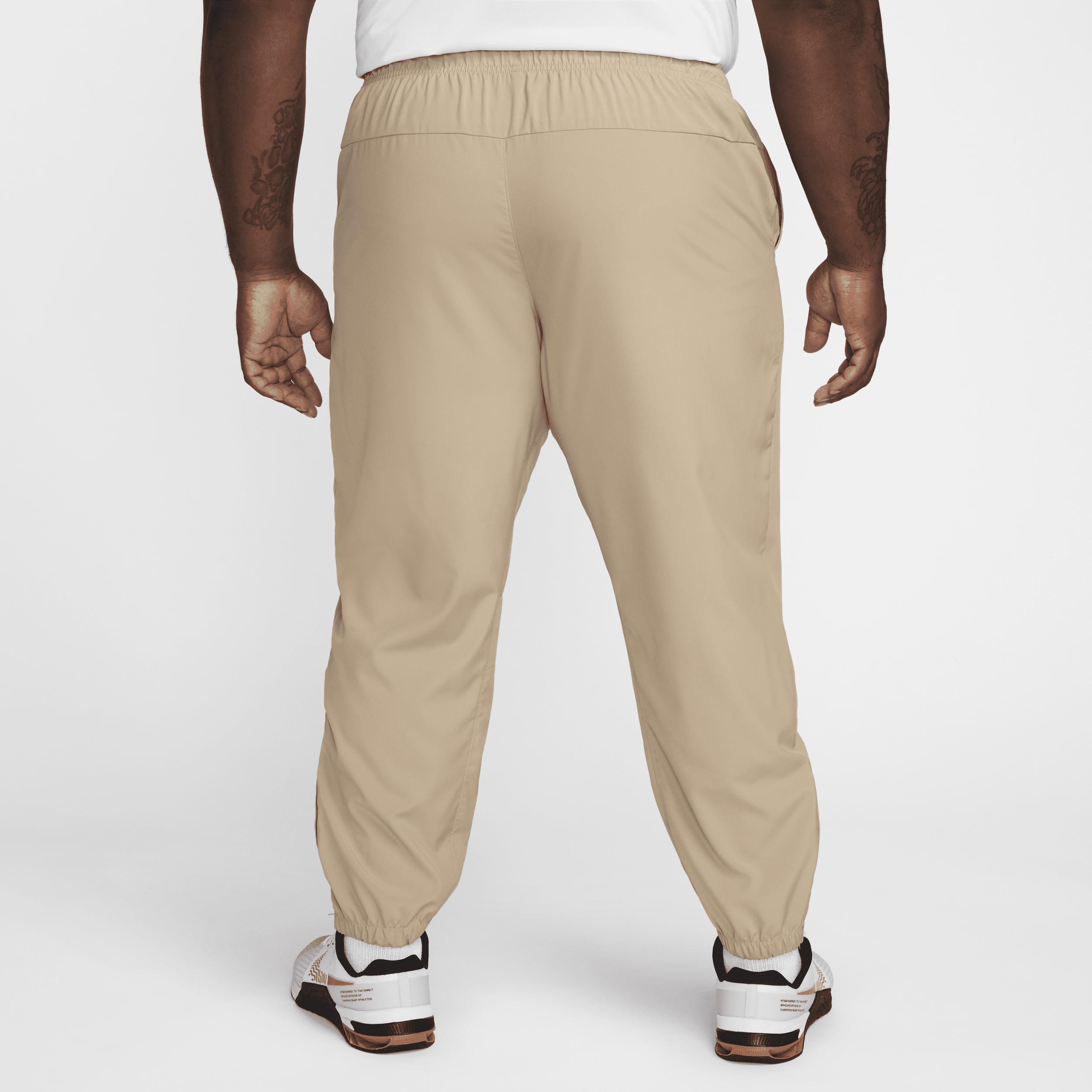 Nike Men's Form Dri-FIT Tapered Versatile Pants Product Image