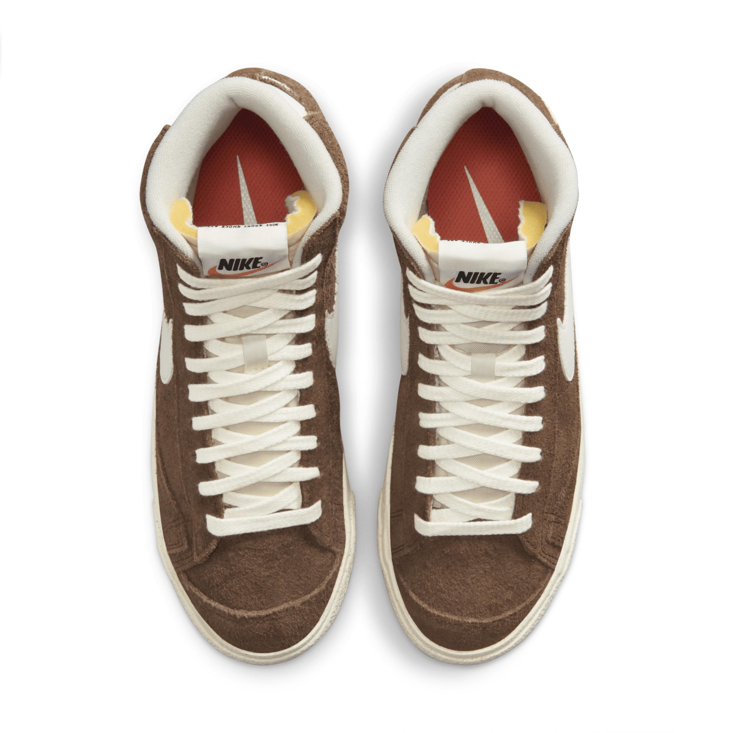 Nike Women's Blazer Mid '77 Vintage Shoes Product Image