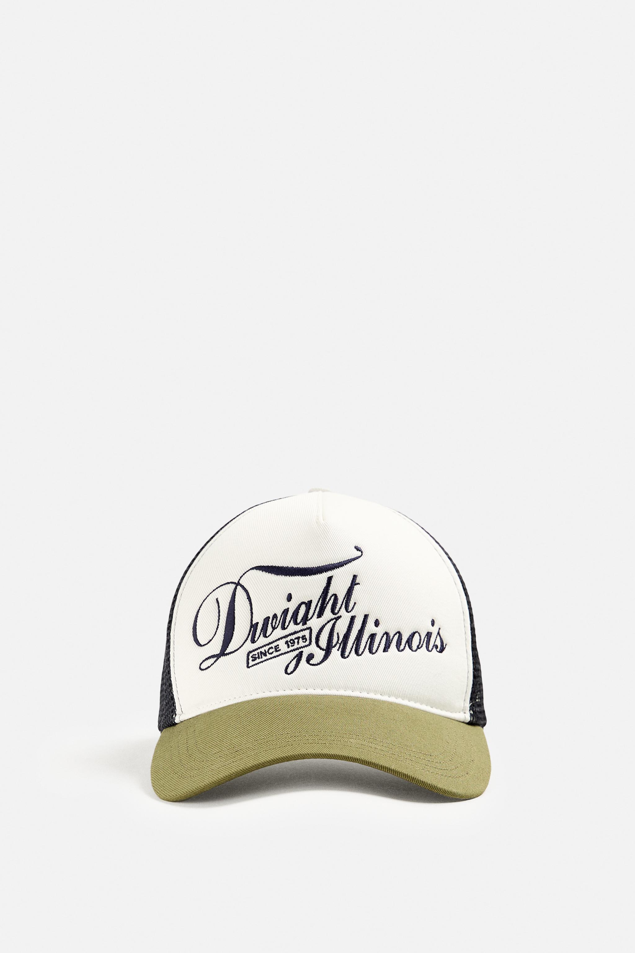 CONTRAST EMBROIDERED CAP Product Image