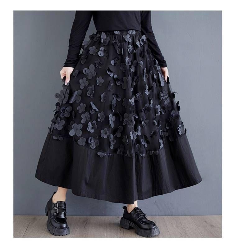 High Rise Plain Flower Applique Maxi A-Line Skirt Product Image