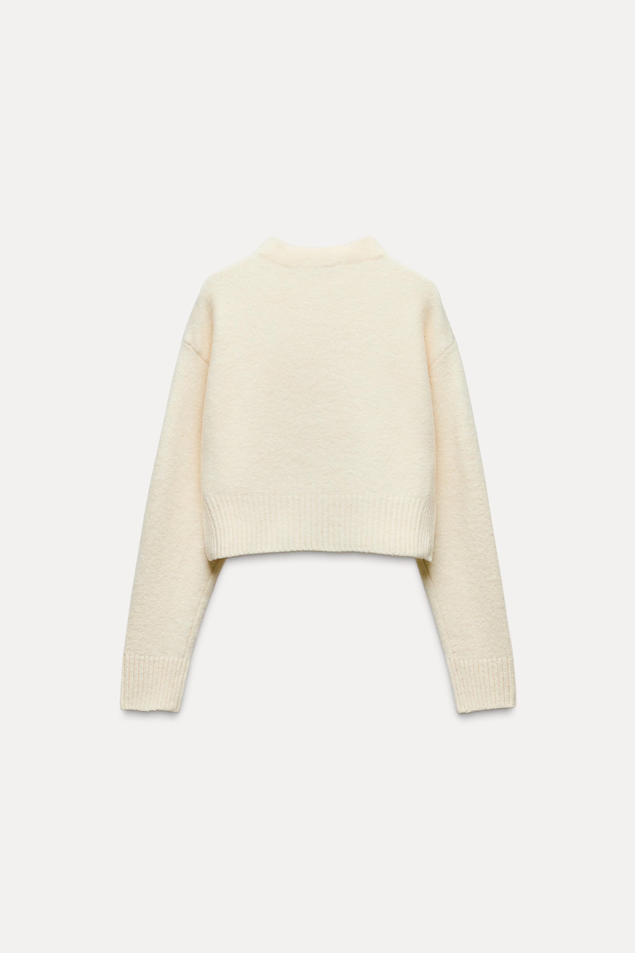 SOFT KNIT SHORT SWEATER Product Image