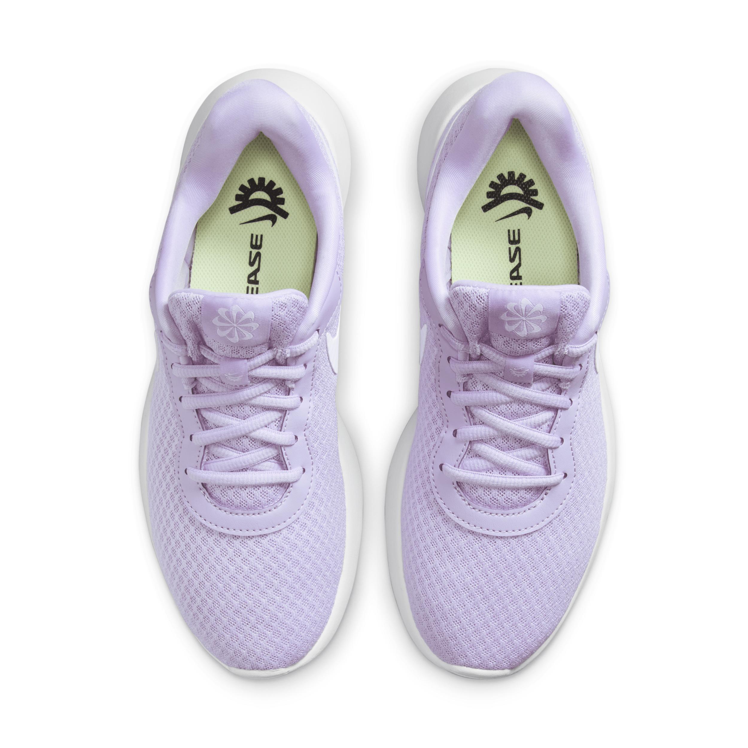 Nike Women's Tanjun EasyOn Shoes Product Image