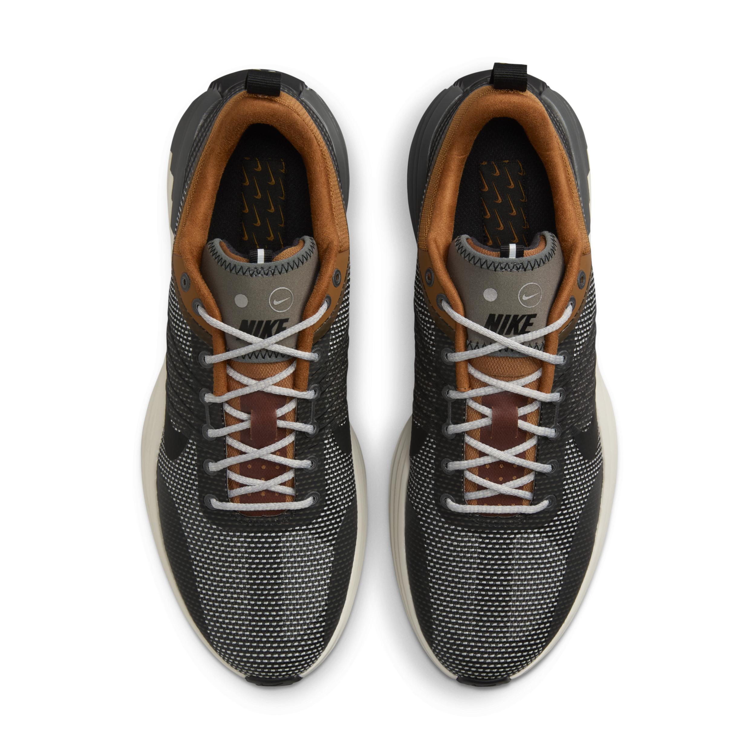 Nike Men's Lunar Roam SE Shoes Product Image