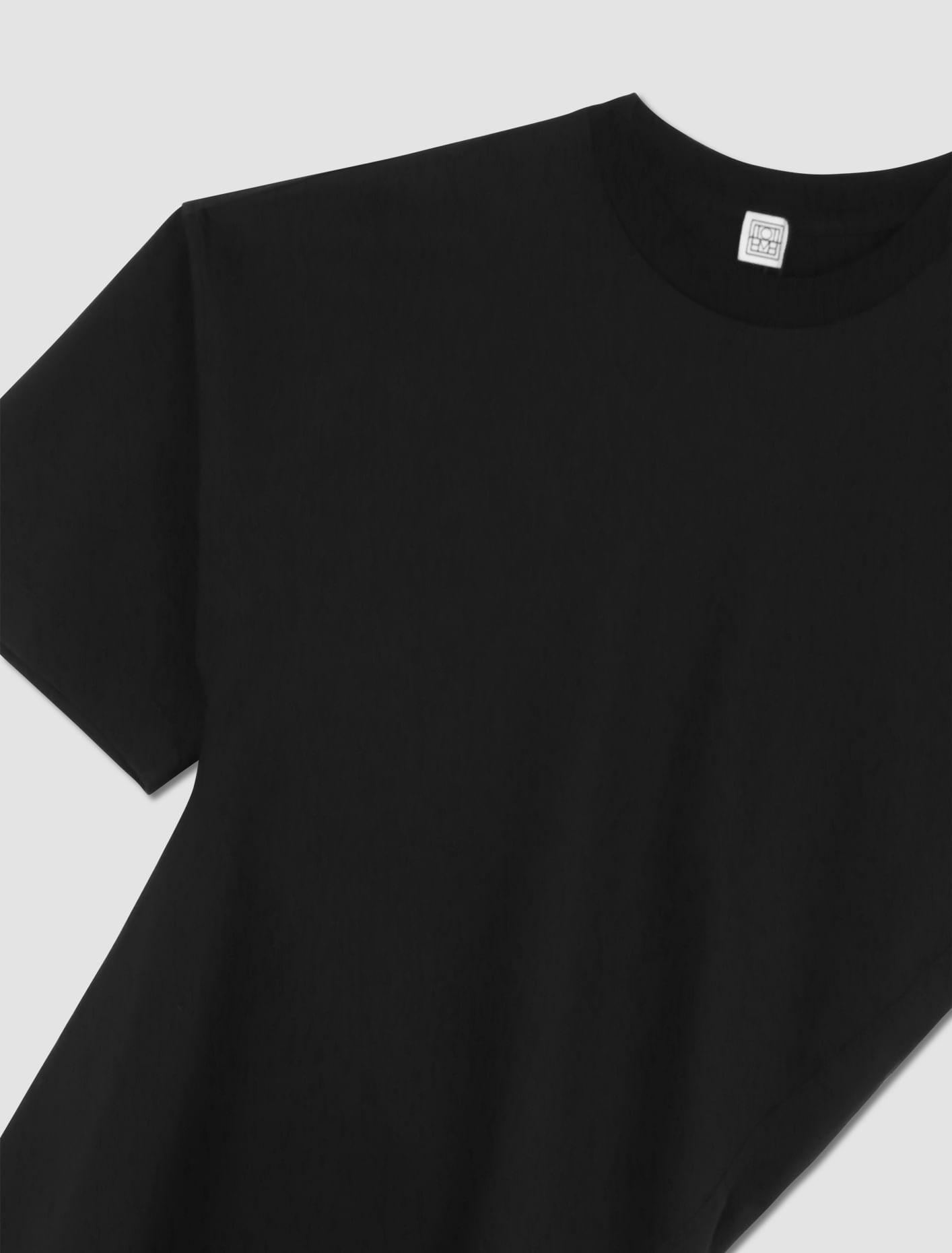 T-shirt Twisted In Black Product Image