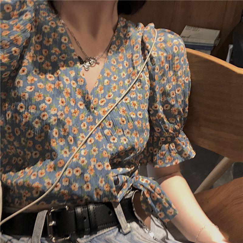 Short-Sleeve V-Neck Floral Print Crop Blouse Product Image