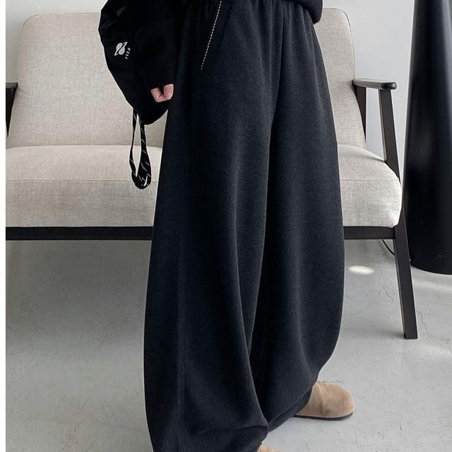 Elastic Waist Plain Wide Leg Sweatpants Product Image