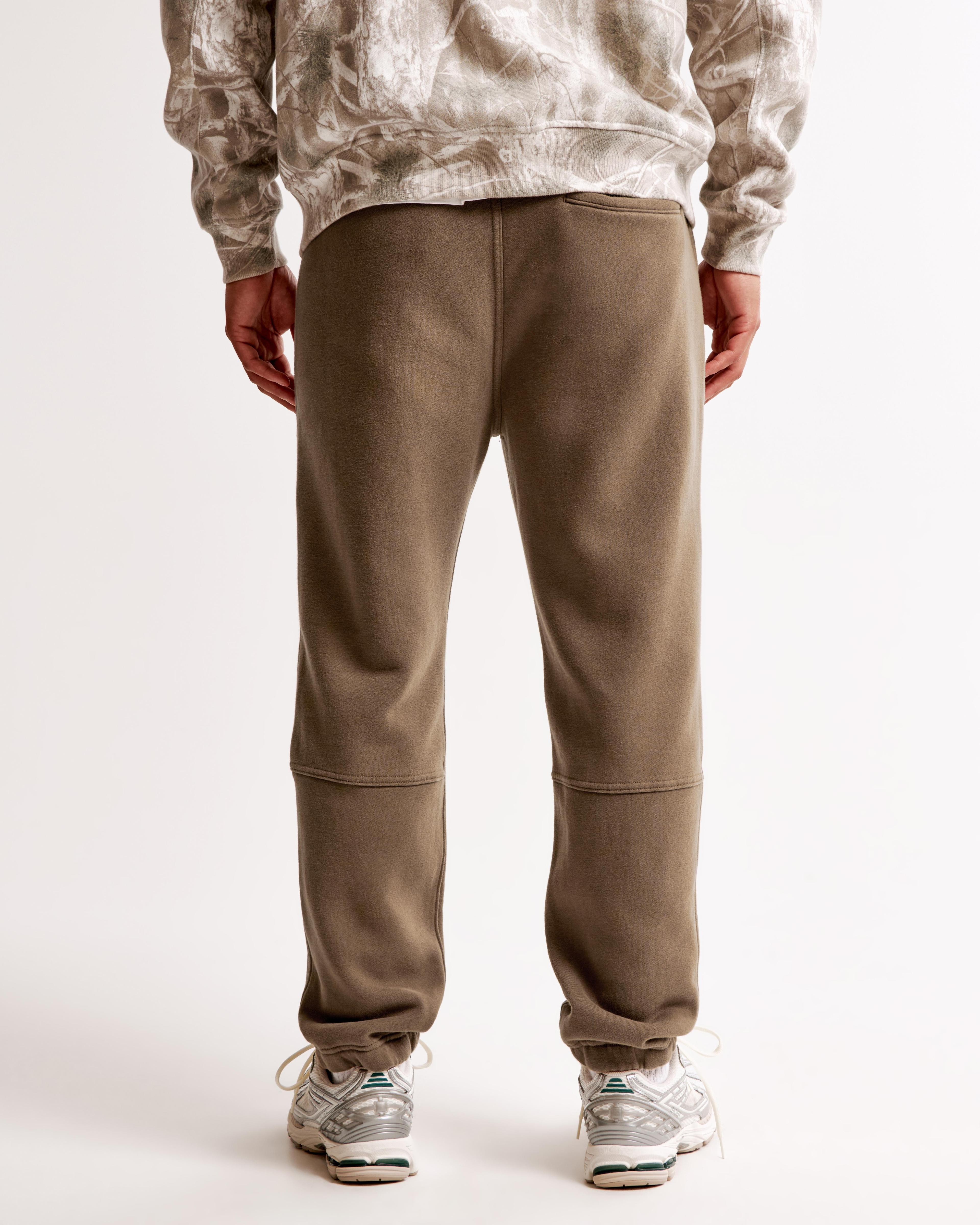 Essential Sweatpant Product Image