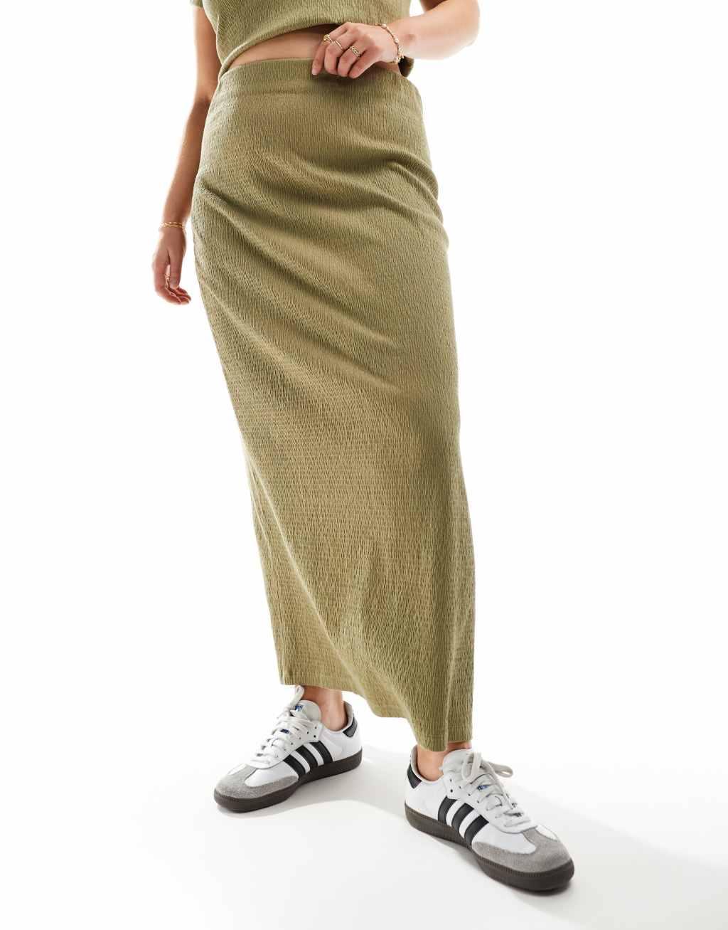 COLLUSION Plus textured maxi skirt in khaki - part of a set Product Image