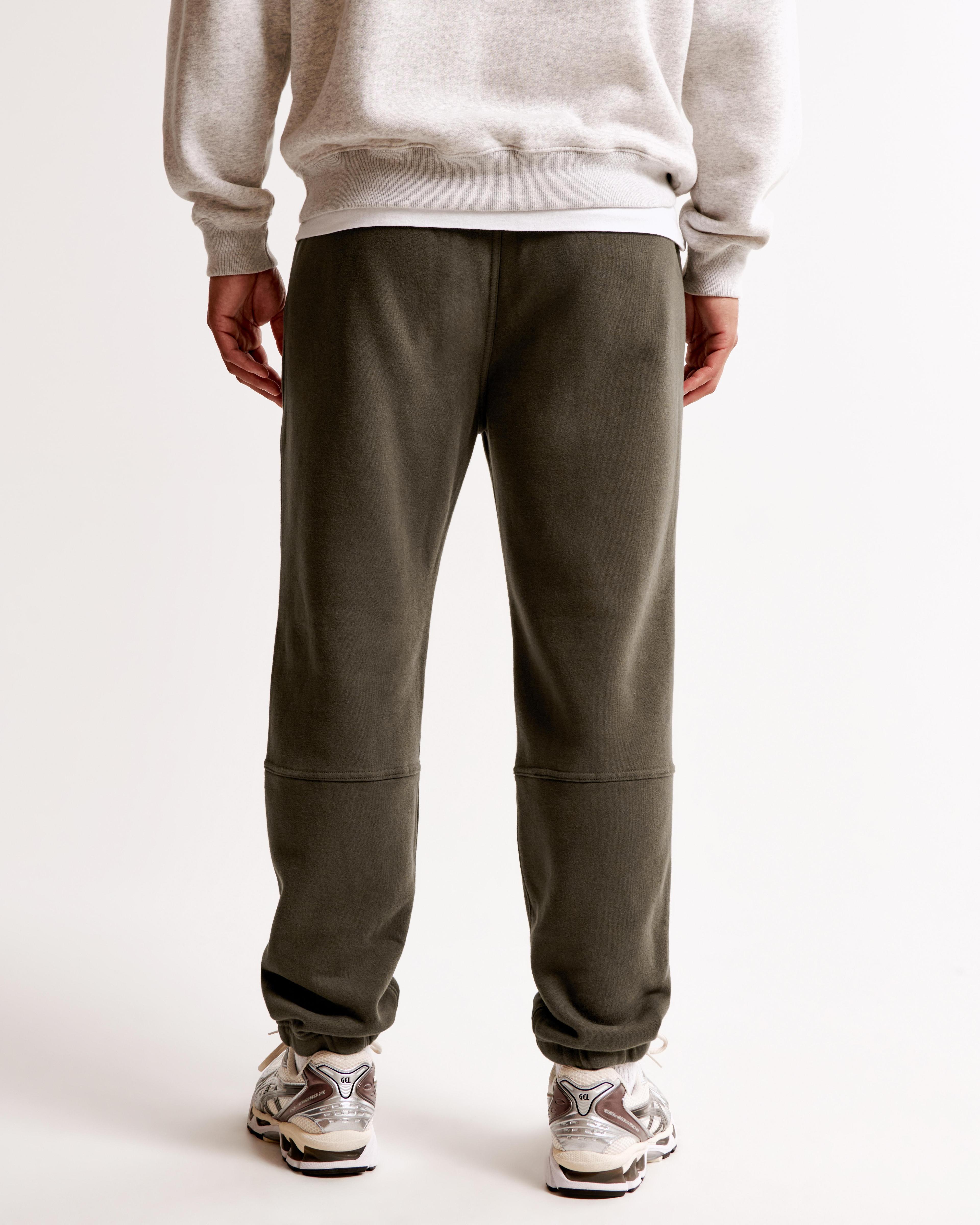 Essential Sweatpant Product Image