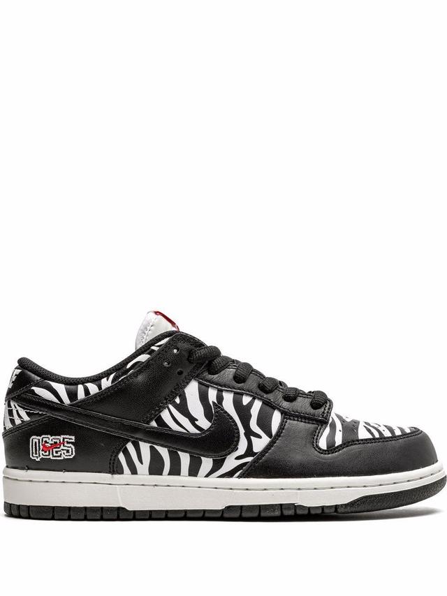 X Quartersnacks Dunk Low Sb Og Sneakers In White Product Image