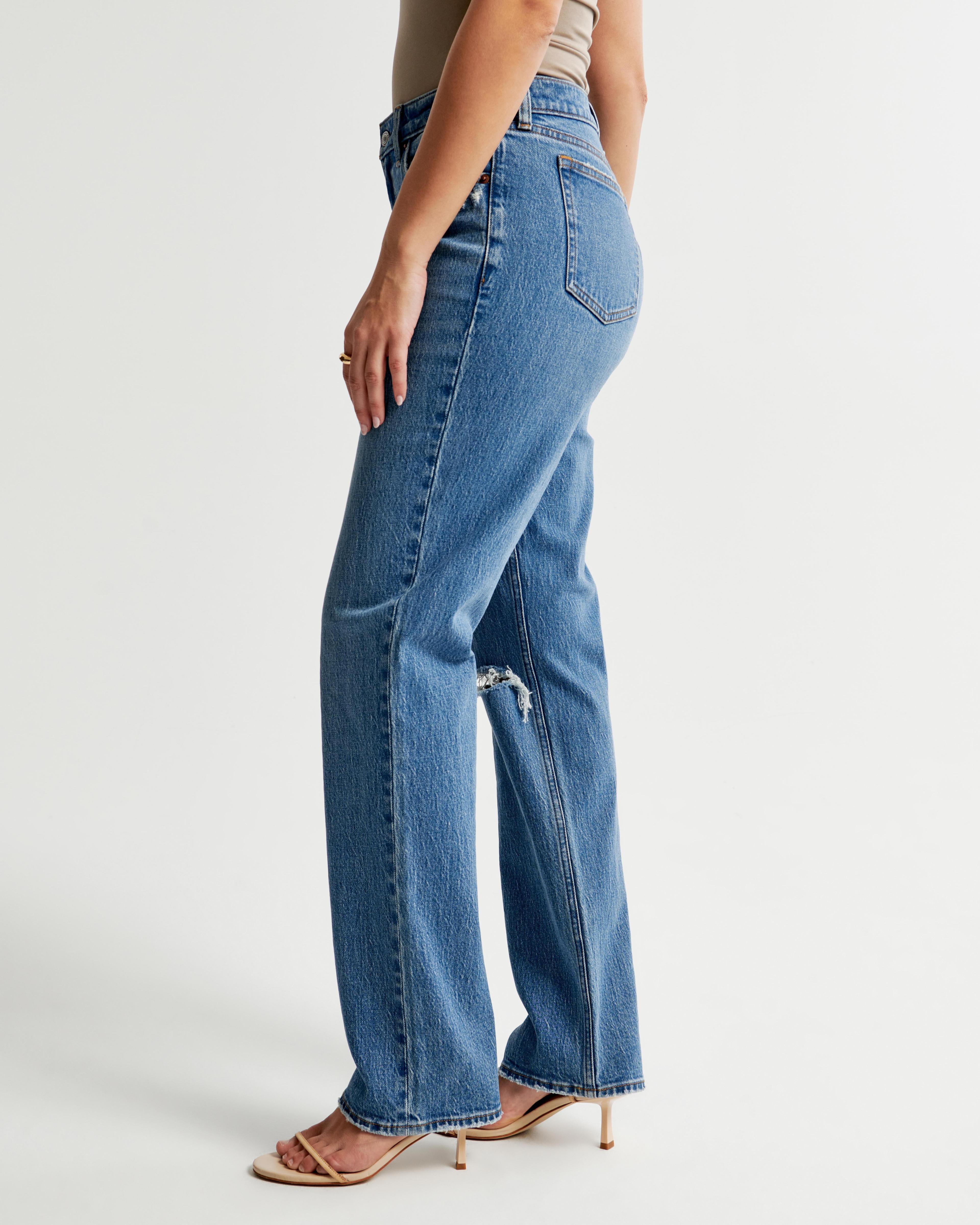 Curve Love Mid Rise 90s Straight Jean Product Image