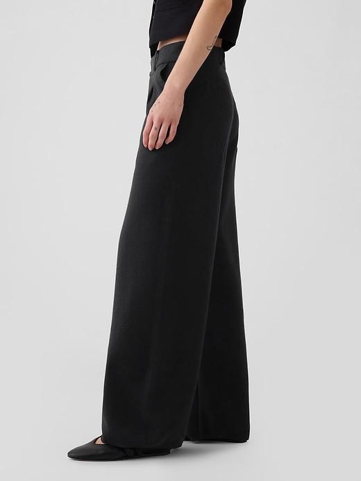 Lightweight CashSoft Pleated  Trousers Product Image