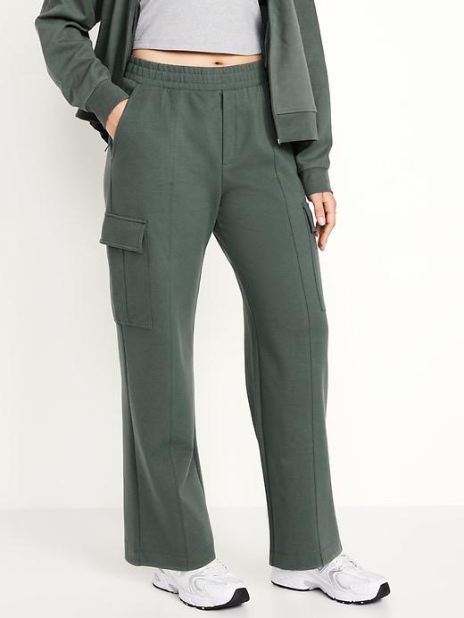 High-Waisted Dynamic Fleece Cargo Pants Product Image