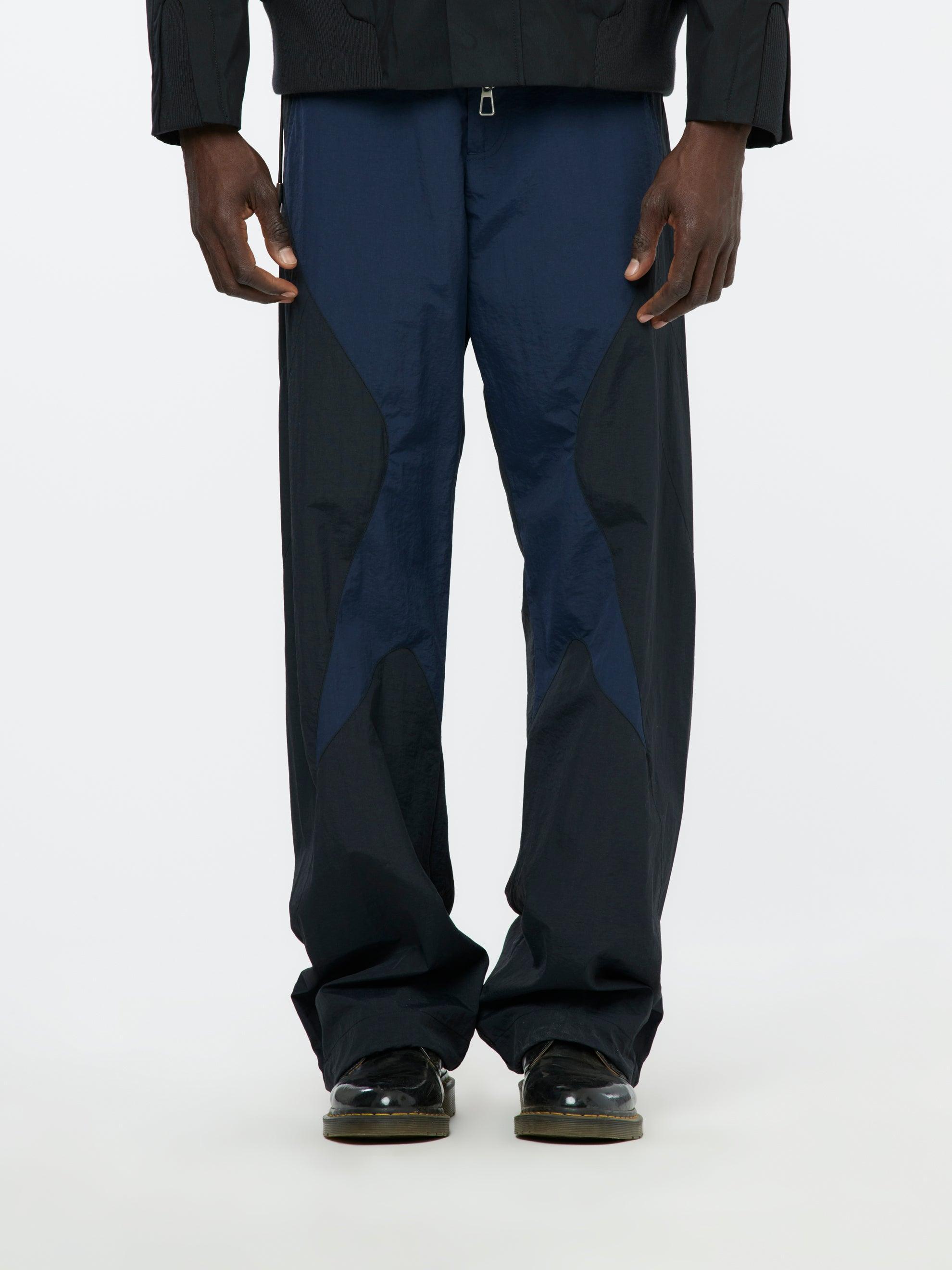 TRACK PANT (Black / Dark Blue) Product Image