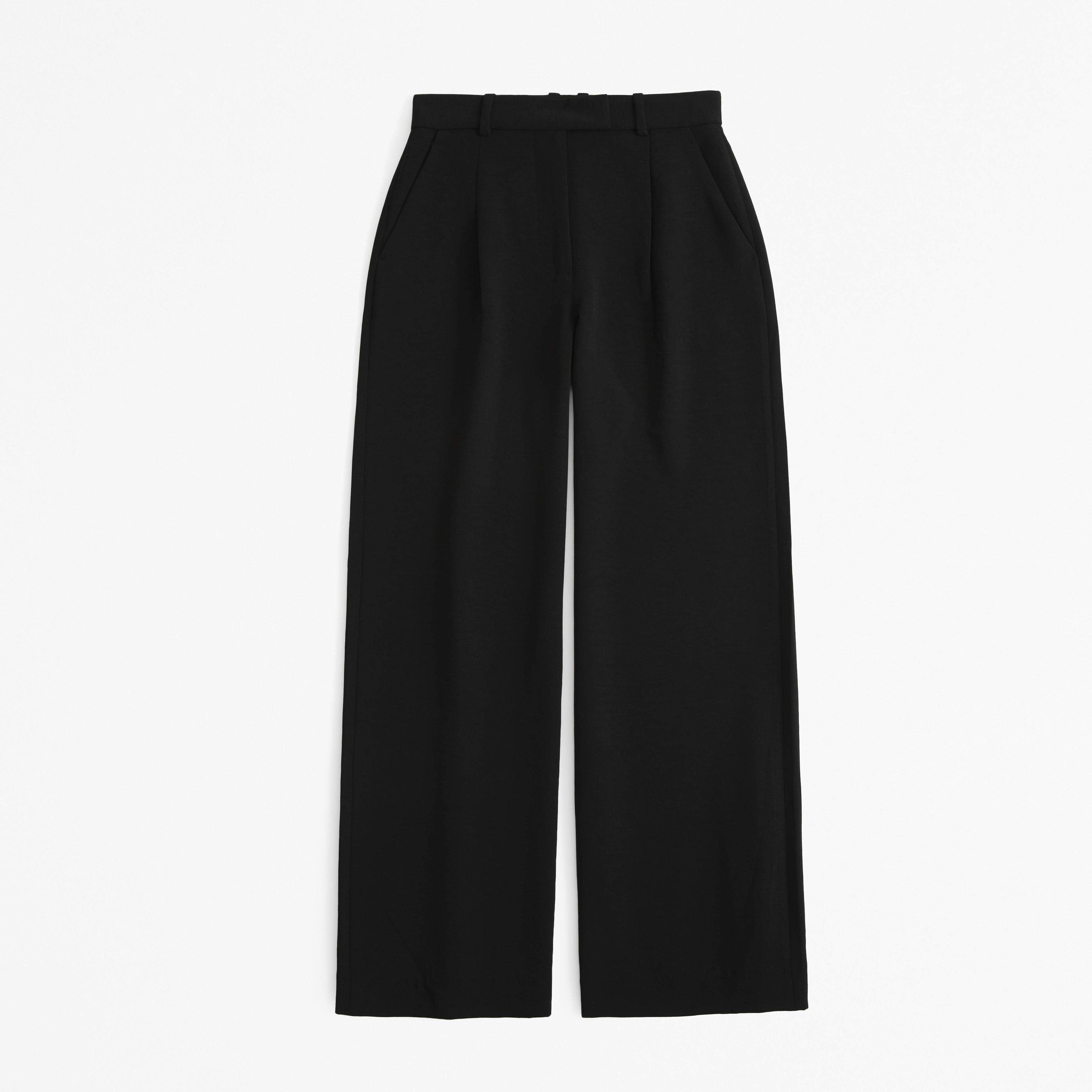 Curve Love A&F Harper Tailored Premium Crepe Ultra-Wide Leg Pant Product Image