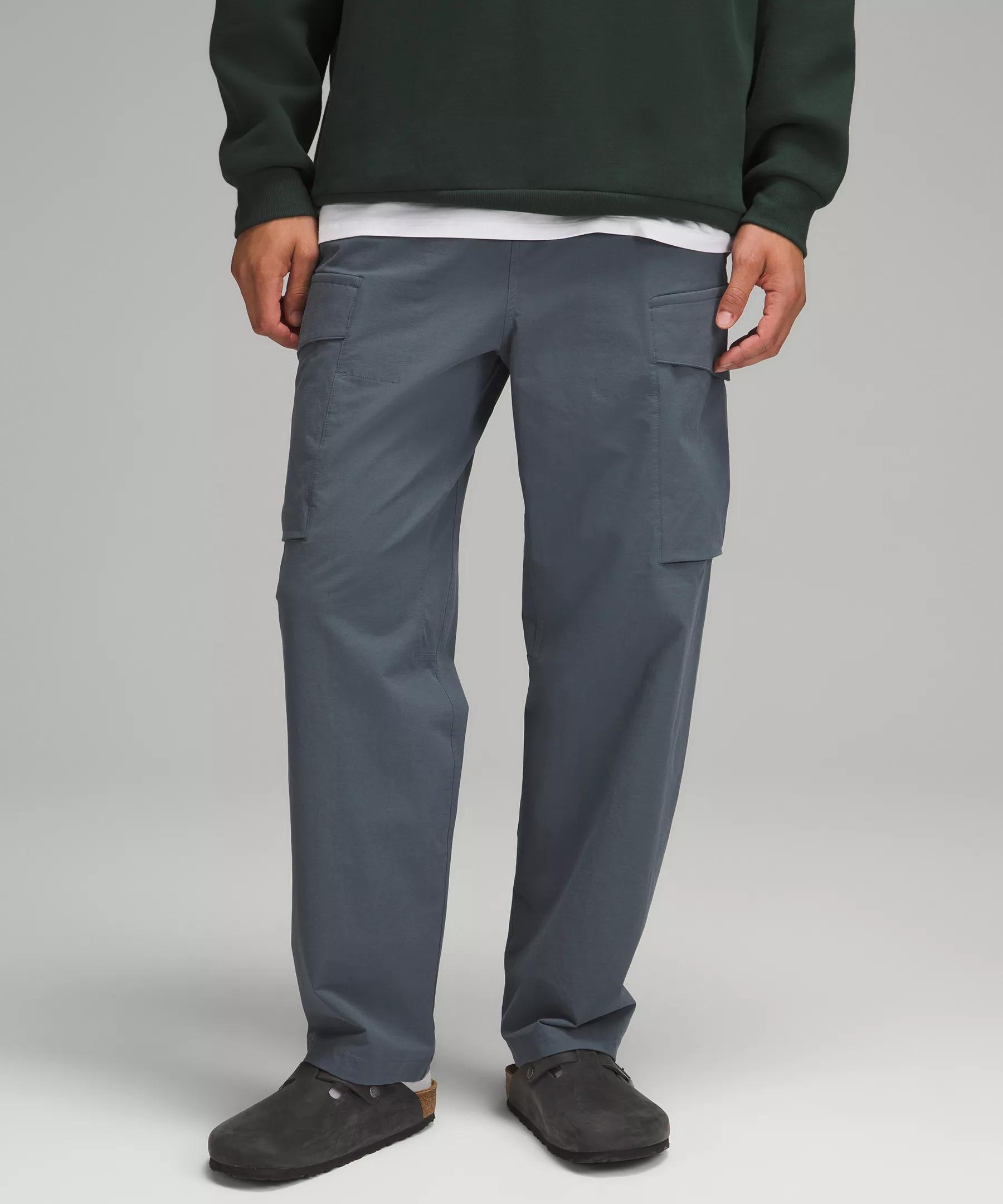 Stretch Cotton VersaTwill Relaxed-Fit Cargo Pant Product Image