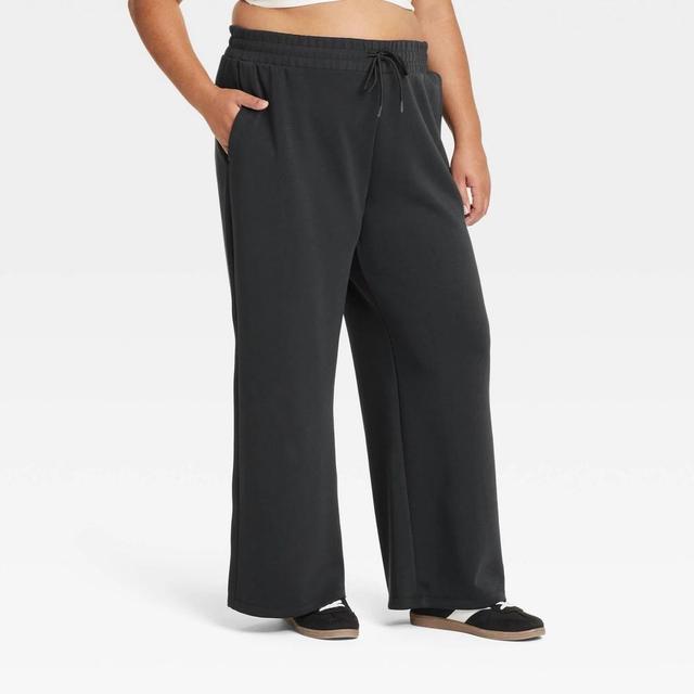 Womens Airy Sleek High-Rise Wide Leg Sweatpants - All In Motion Black 1X Product Image