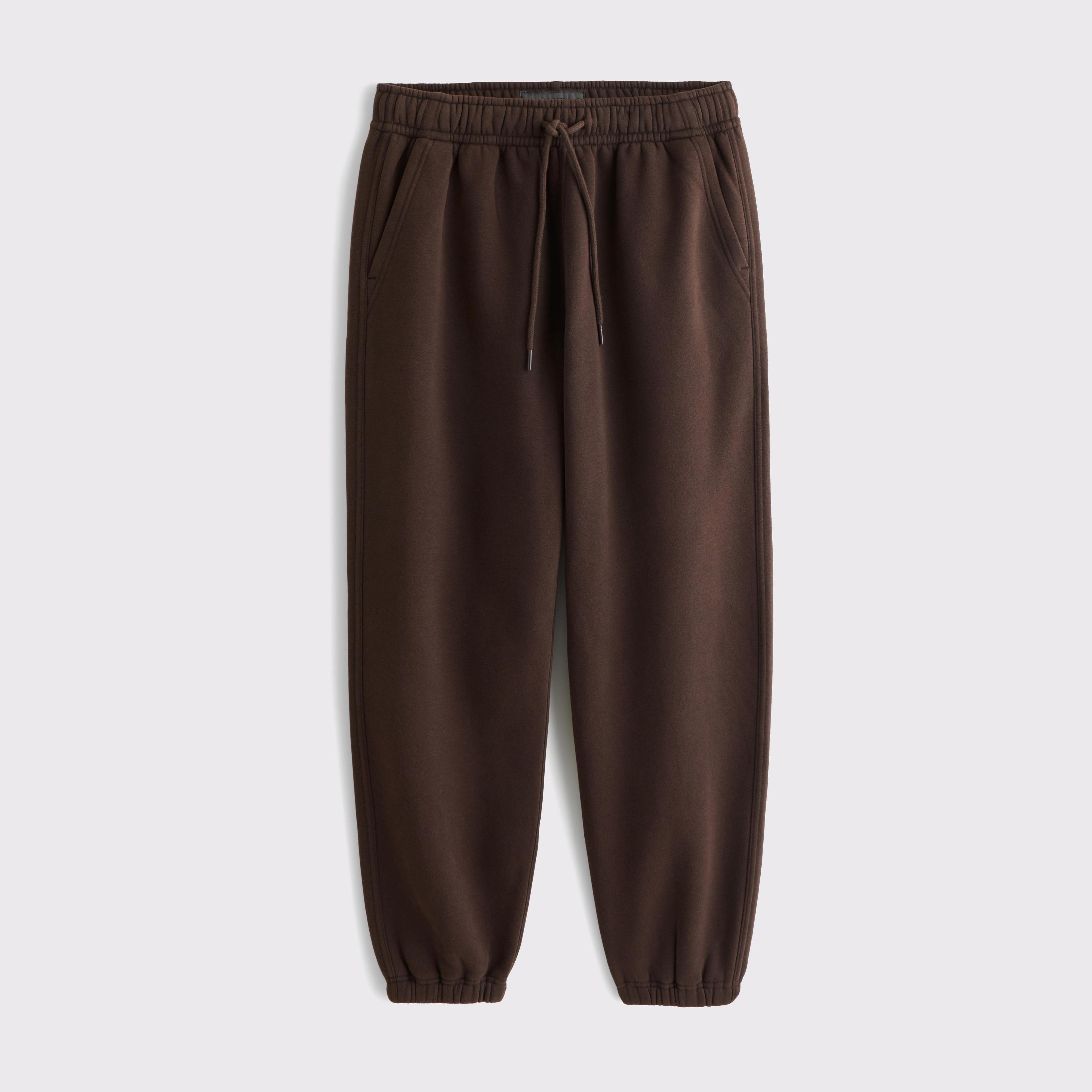 Essential Sweatpant Product Image