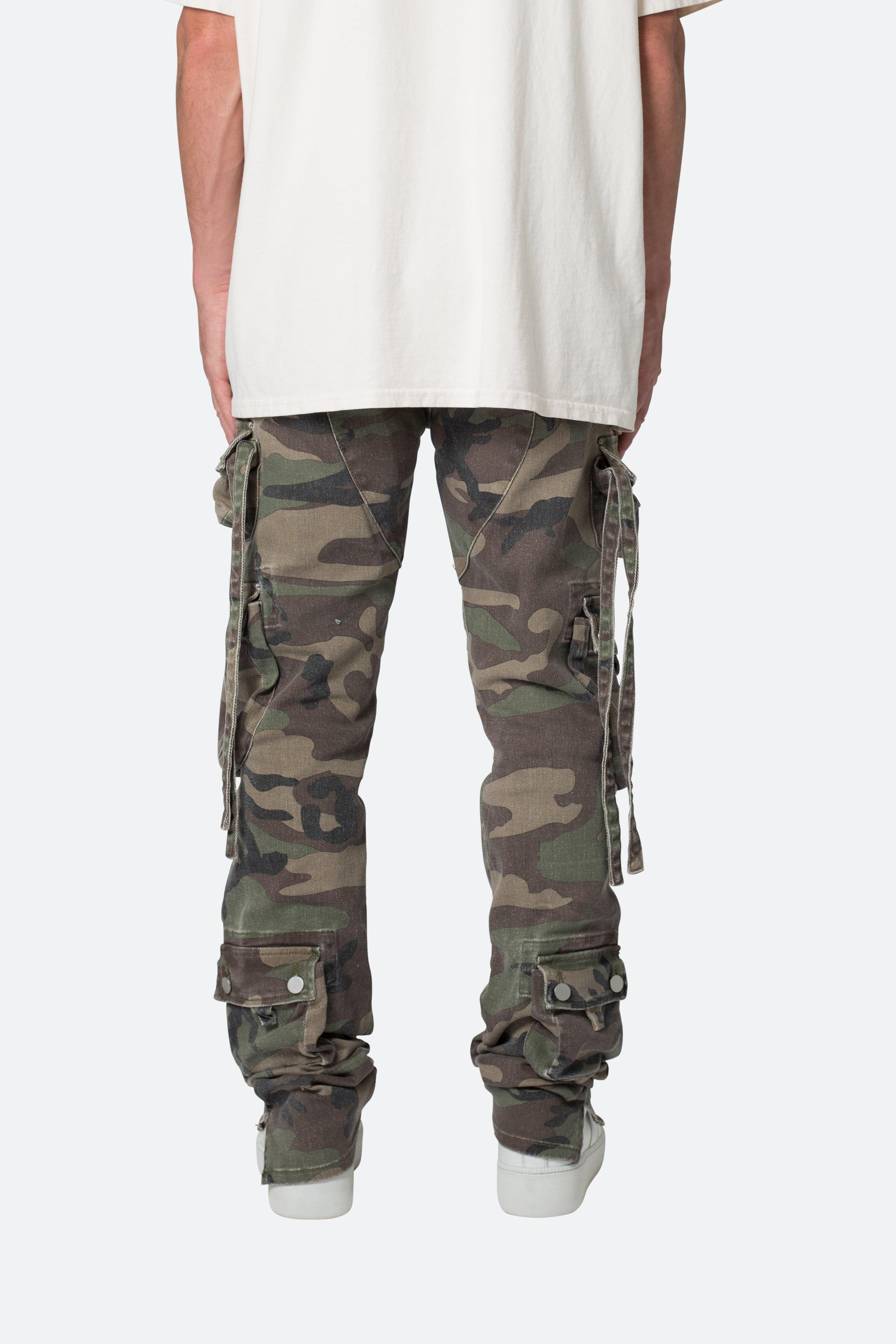 D152 Cargo Pants - Woodland Camo Product Image