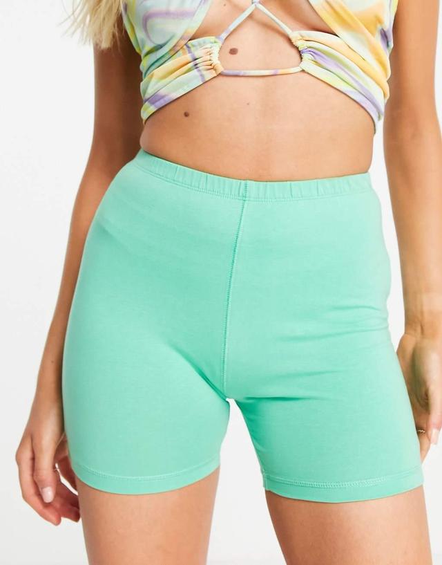 COLLUSION shorter legging shorts in green Product Image