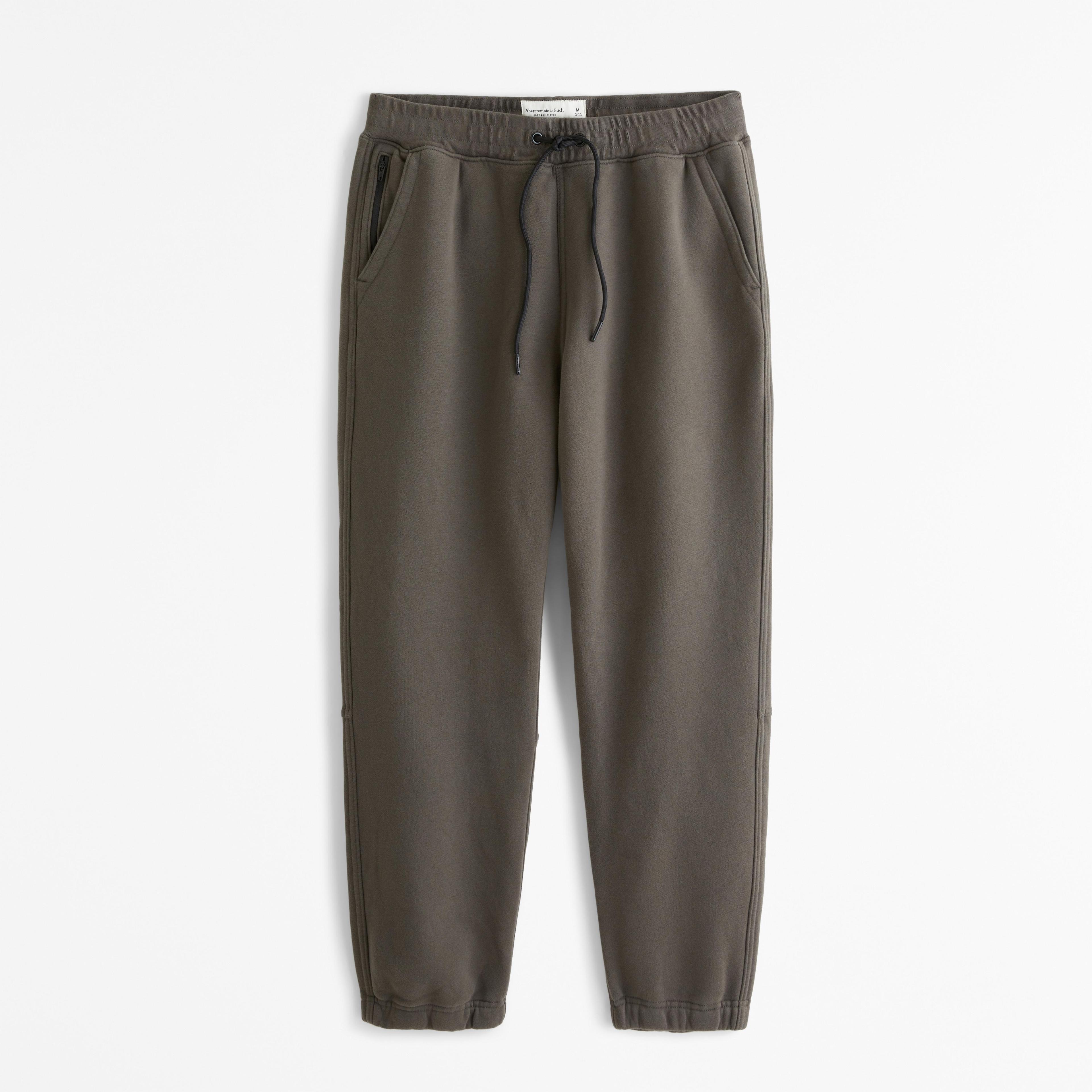 Essential Sweatpant Product Image