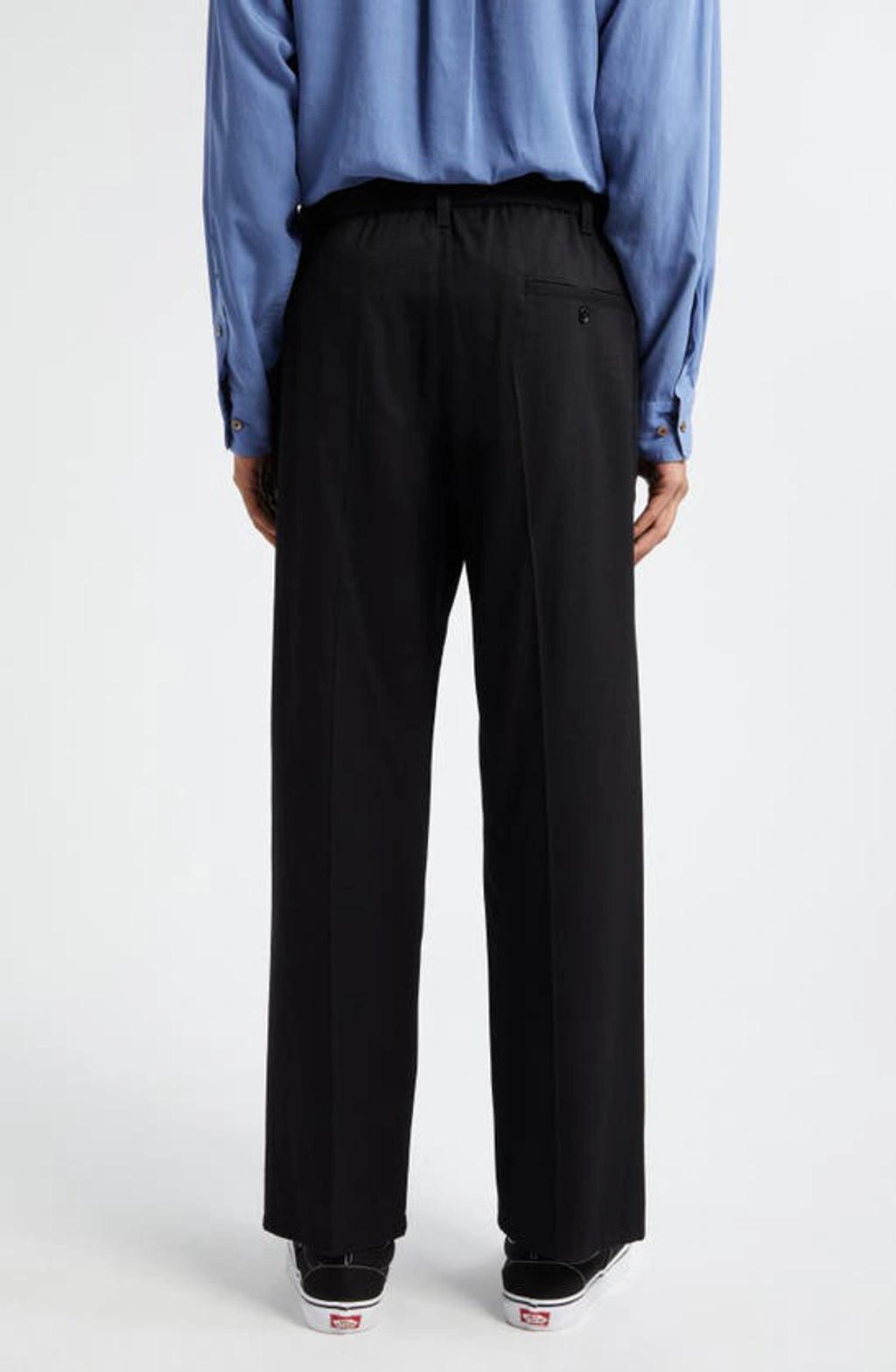 Easy Belted Pleated Pants In Black Product Image