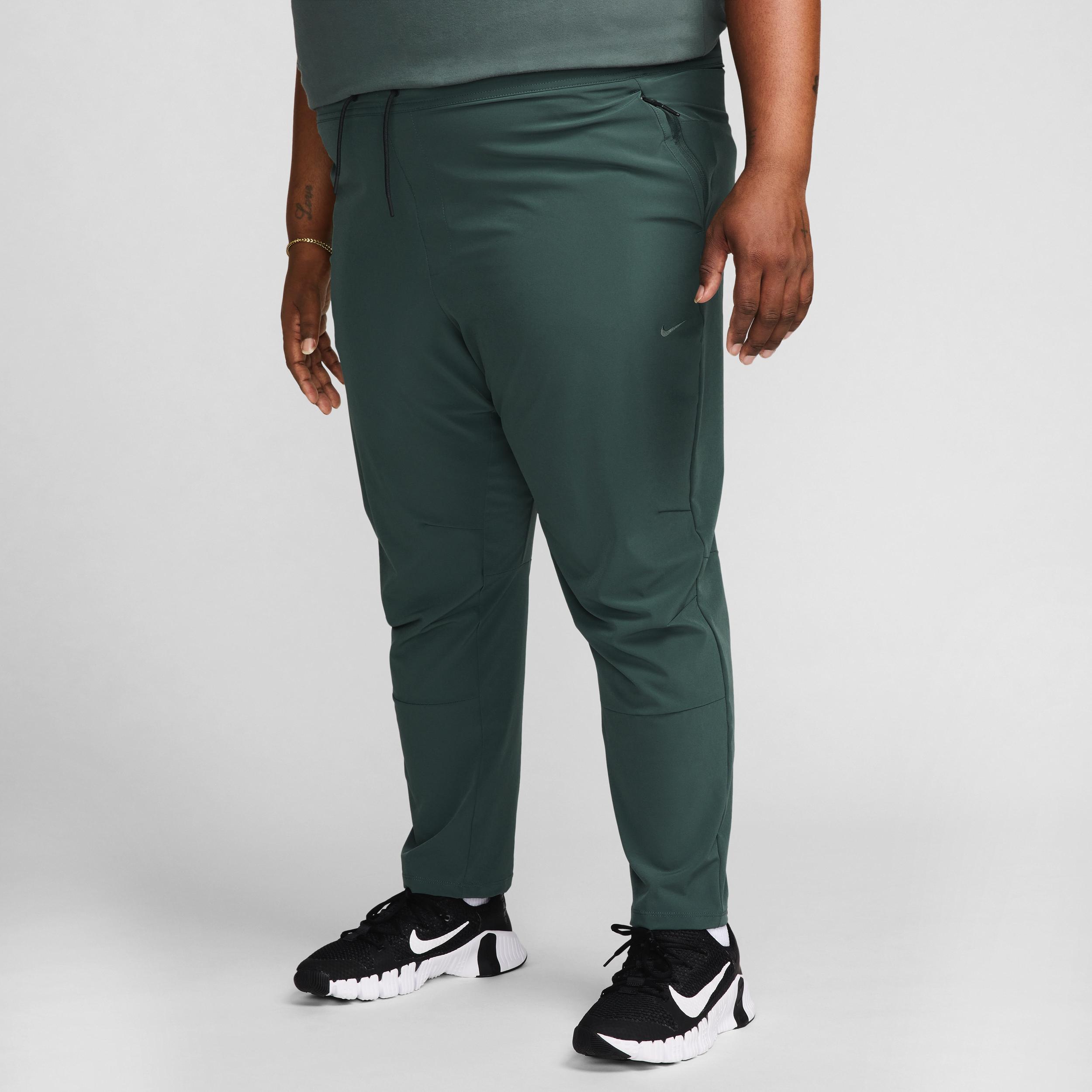 Nike Men's Unlimited Dri-FIT Tapered Leg Versatile Pants Product Image