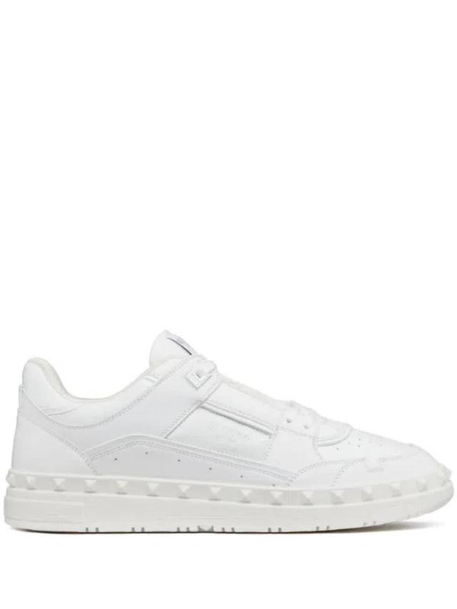 VALENTINO GARAVANI 'freedots' Sneakers In White Product Image