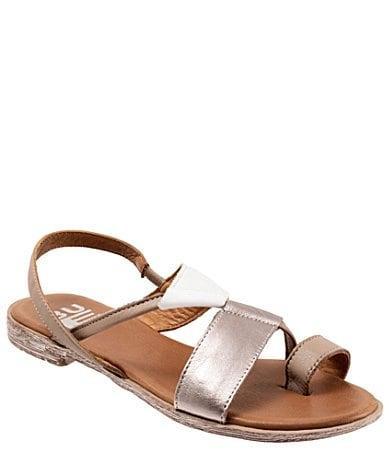 Bueno Yuki Toe Loop Sandal Product Image