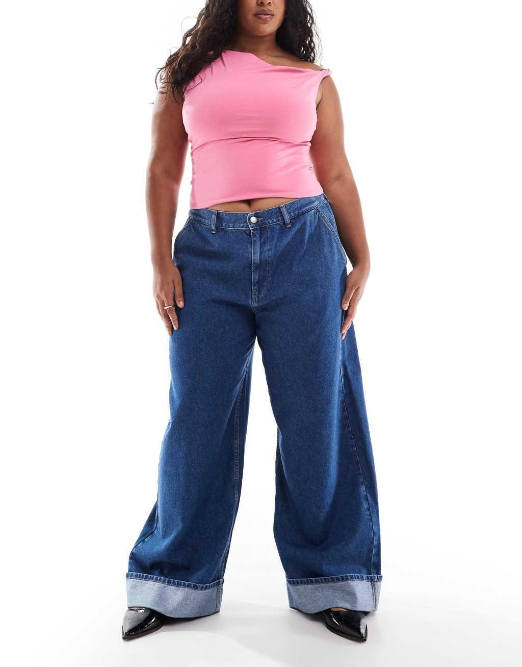  ASOS DESIGN Curve Parallel jeans with turn-up in clean mid blue Product Image