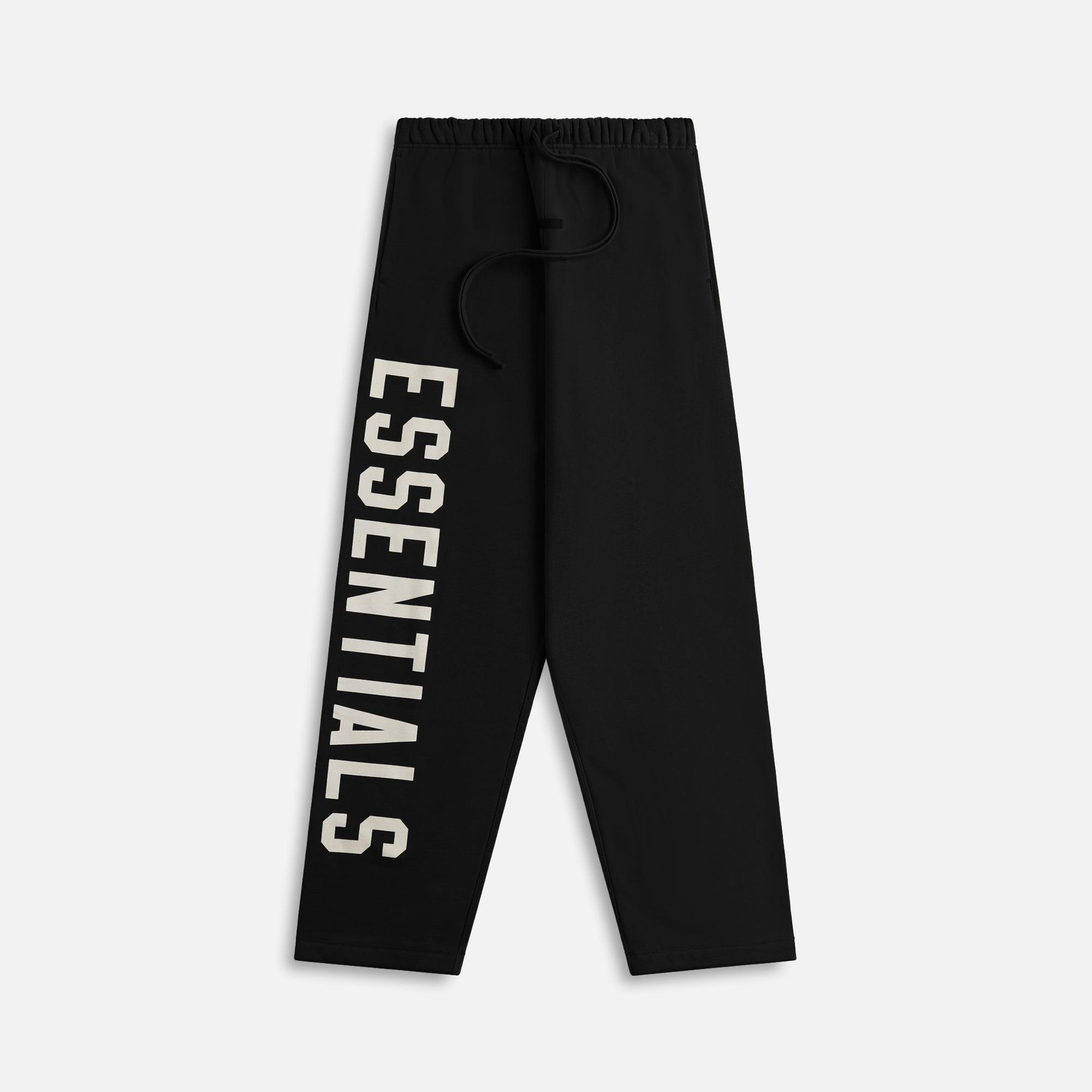 Essentials Fleece Relaxed Sweatpant - Black Male Product Image