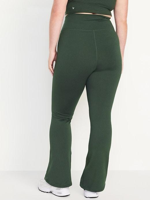 Extra High-Waisted CloudComfy Boot-Cut Leggings Product Image